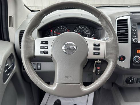 Used 2019 Nissan Frontier SV w/ Value Truck Package AWD/4WD image 17