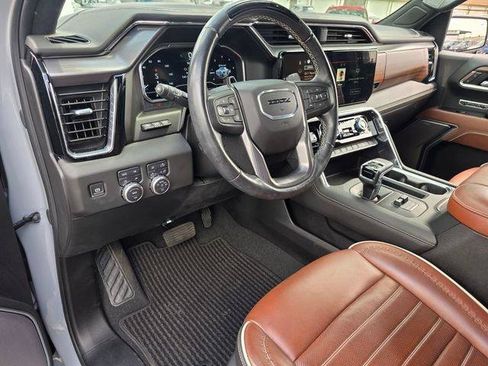 Certified 2025 GMC Sierra 1500 Denali Ultimate AWD/4WD image 12
