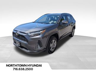 Used 2025 Toyota RAV4 XLE AWD/4WD video 1