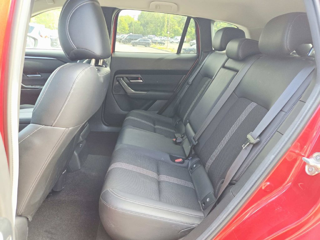Used 2025 MAZDA CX-50 AWD 2.5 S w/ Preferred Package image 12