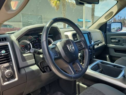 Used 2017 RAM 1500 Big Horn RWD image 34