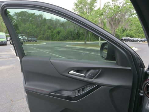 New 2026 Chevrolet Equinox RS w/ Convenience Package III FWD image 27