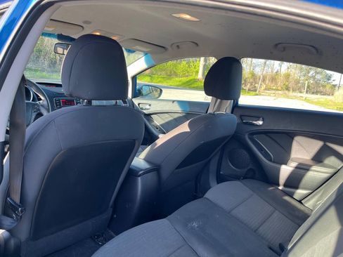 Used 2014 Kia Forte LX w/ Popular Package image 10