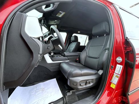 Used 2023 Toyota Sequoia Platinum image 11