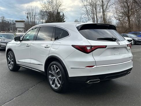 Certified 2023 Acura MDX SH-AWD w/ Technology Package image 2