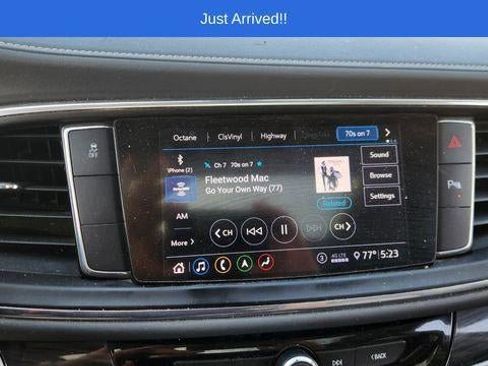 Used 2020 Buick Enclave Essence w/ Sound and Sites Package FWD image 13