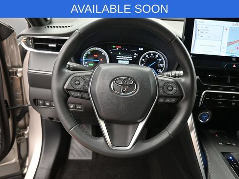 Used 2021 Toyota Venza XLE w/ Softex Package AWD/4WD image 16