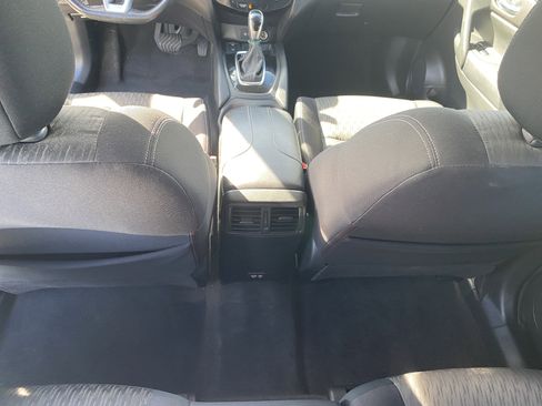 Used 2020 Nissan Rogue SV w/ Premium Package image 15