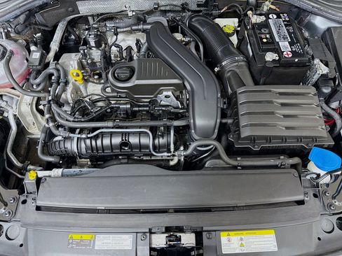 Certified 2022 Volkswagen Jetta SE FWD image 27