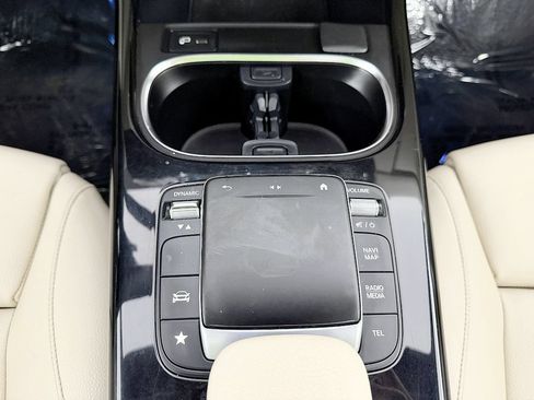Used 2021 Mercedes-Benz CLA 250 4MATIC w/ Premium Package image 62
