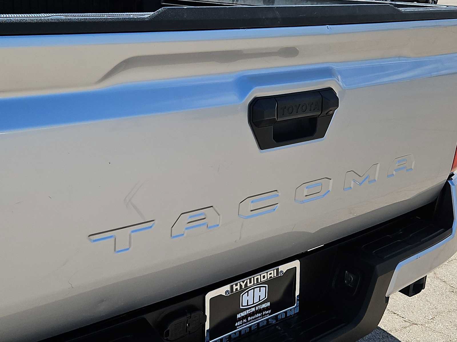 Used 2024 Toyota Tacoma SR5 RWD image 12