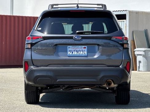 Used 2026 Subaru Forester Premium AWD/4WD image 5