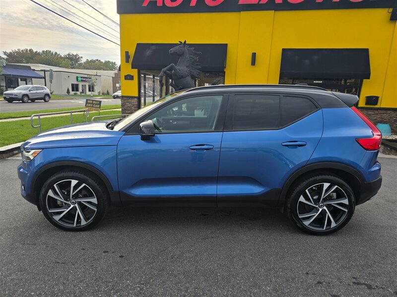 Used 2020 Volvo XC40 T5 R-Design w/ Protection Package Premier AWD/4WD image 22