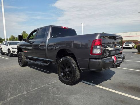 Used 2024 RAM 2500 Big Horn w/ Night Edition AWD/4WD image 9
