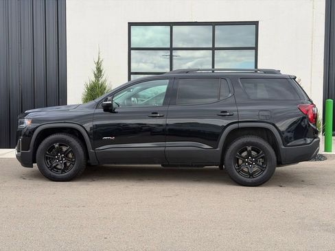 Used 2021 GMC Acadia AT4 w/ Preferred Package AWD/4WD image 2