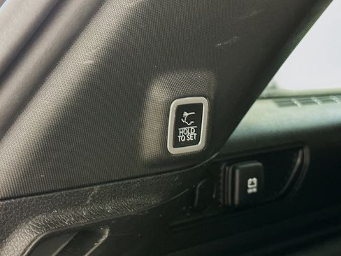 Used 2023 Jeep Grand Cherokee 4WD 4xe w/ Luxury Tech Group II image 32