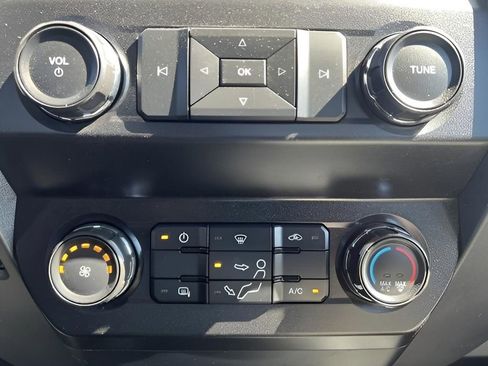 Used 2019 Ford F350 XL w/ Power Equipment Group image 31