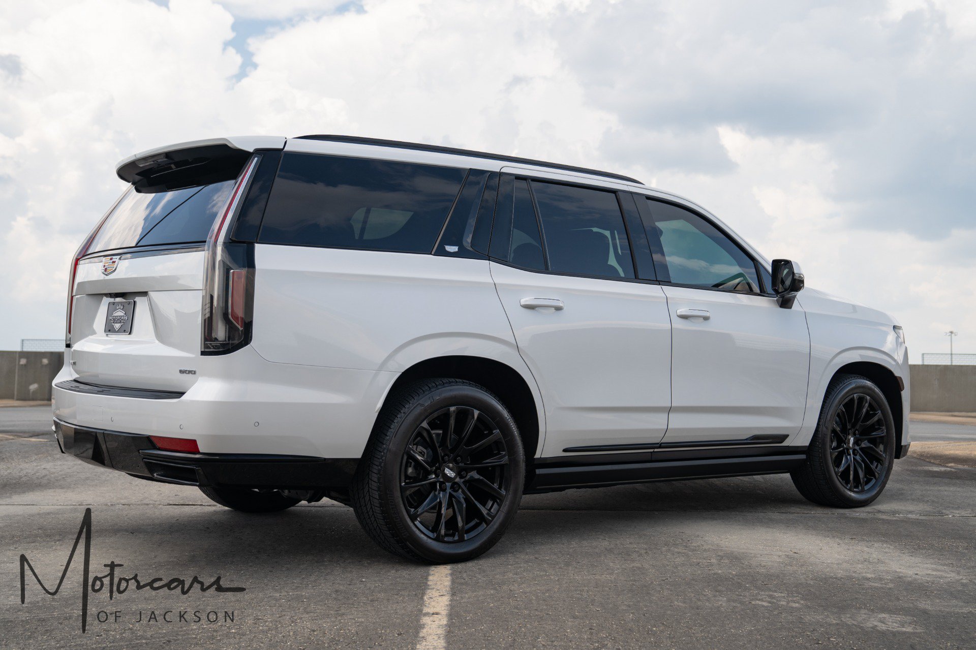 Used 2024 Cadillac Escalade Sport Platinum AWD/4WD image 8
