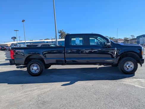 Used 2025 Ford F250 XL w/ XL Off-Road Package AWD/4WD image 2