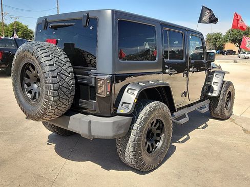 Used 2013 Jeep Wrangler Unlimited Sport AWD/4WD image 3