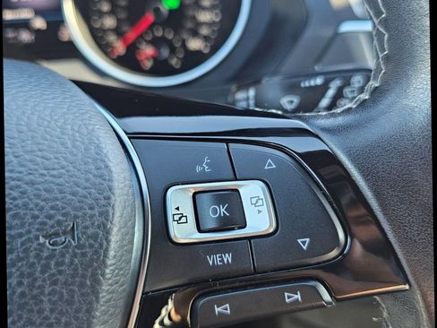 Used 2021 Volkswagen Tiguan SE R-Line image 15