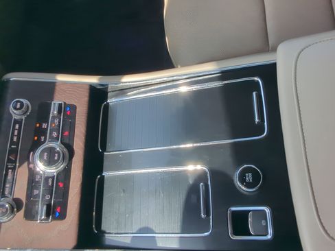 Used 2022 Lincoln Aviator Reserve w/ Class IV Trailer Tow Package image 20