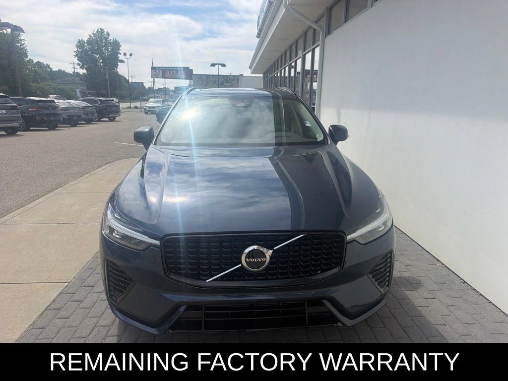 Used 2024 Volvo XC60 T8 Plus w/ Protection Package Premier AWD/4WD image 2