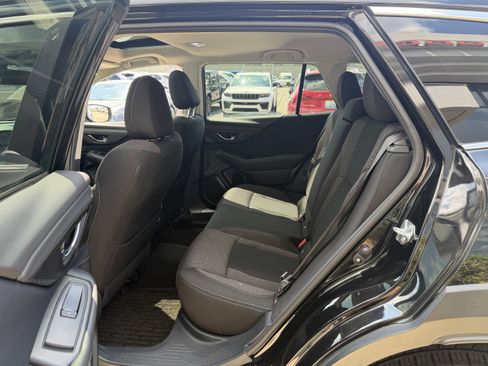 Used 2024 Subaru Outback Premium w/ Popular Package #1 AWD/4WD image 28