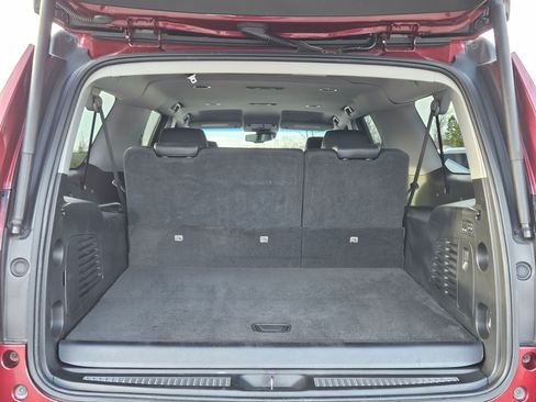 Used 2020 Chevrolet Suburban Premier w/ Max Trailering Package image 29