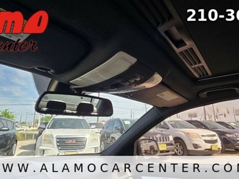 Used 2008 Mercedes-Benz C 300 Sedan image 36