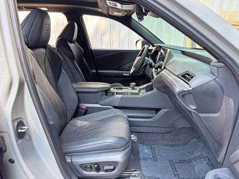 Used 2024 Lexus TX 500h AWD w/ Technology Package image 16