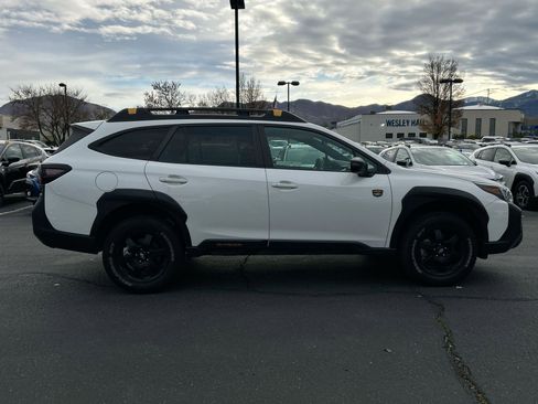 Used 2024 Subaru Outback Wilderness image 2