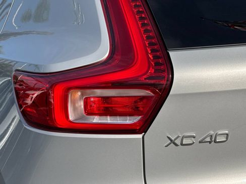 Certified 2023 Volvo XC40 B5 Ultimate AWD/4WD image 26