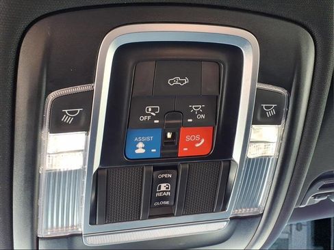 Used 2025 RAM 1500 Big Horn image 24