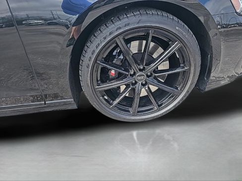 Used 2024 Audi S8 w/ S8 Comfort Plus Package image 31