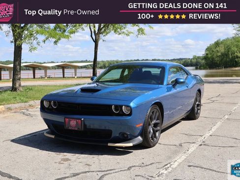 Used 2021 Dodge Challenger GT RWD image 1