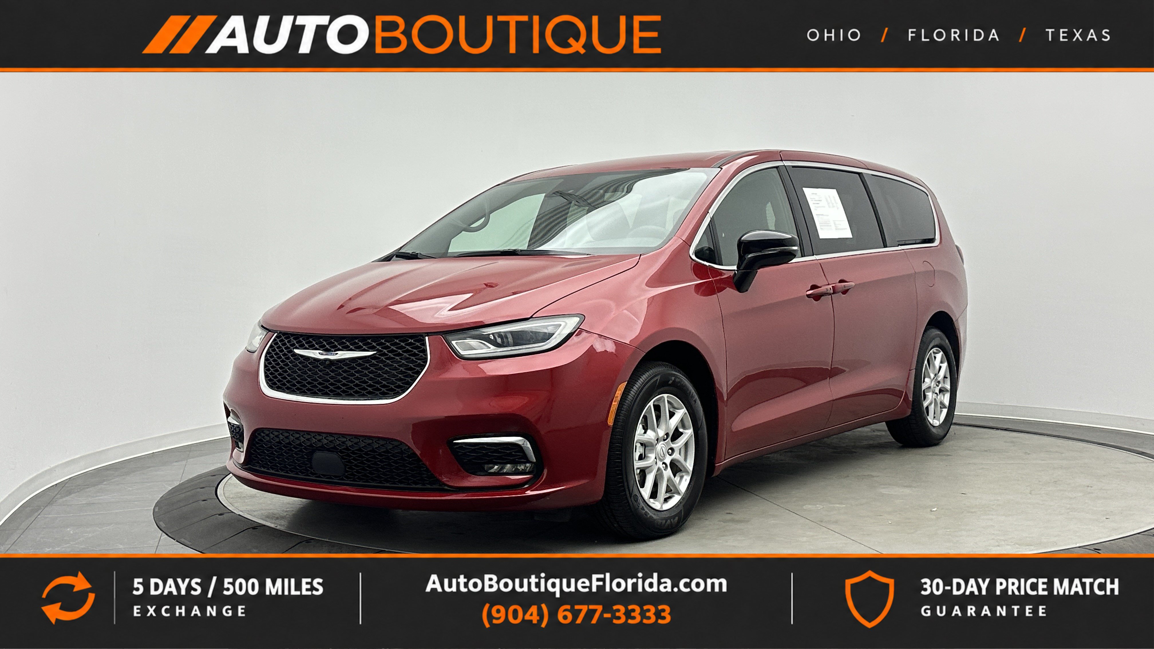 Used 2026 Chrysler Pacifica Select FWD image 1