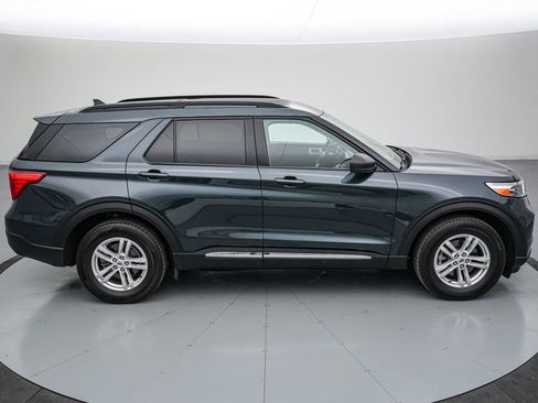 Certified 2023 Ford Explorer XLT w/ Equipment Group 202A image 3