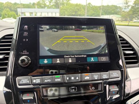 Certified 2024 Honda Odyssey Touring image 11