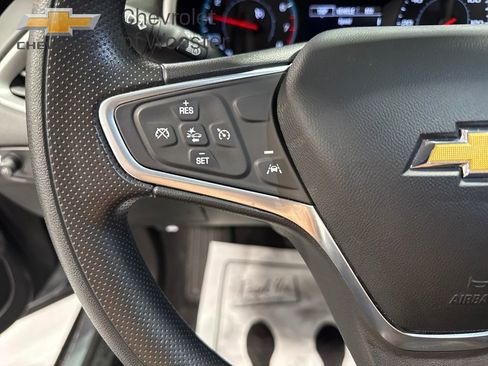 Used 2023 Chevrolet Malibu LS FWD image 3