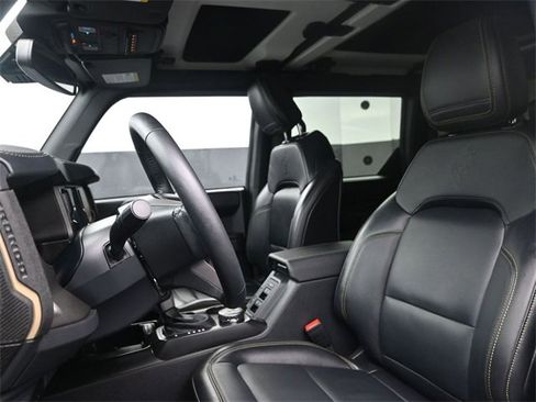Used 2025 Ford Bronco Badlands w/ Sasquatch Package image 9