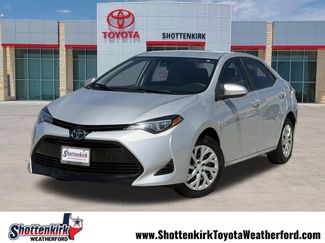 Used 2018 Toyota Corolla LE FWD video 1