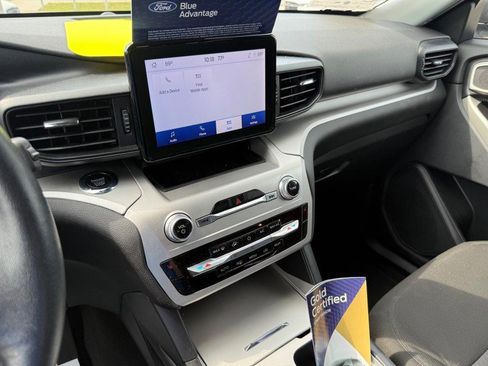Certified 2022 Ford Explorer XLT image 26