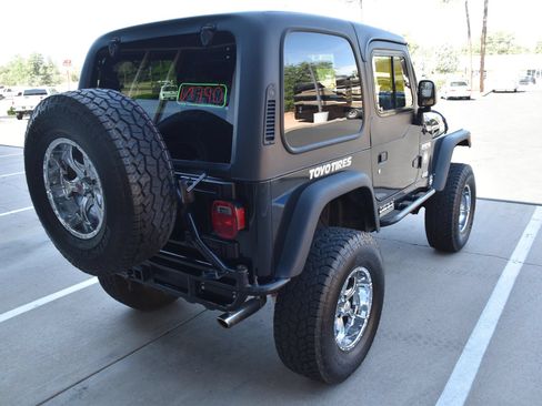 Used 2006 Jeep Wrangler X AWD/4WD image 8