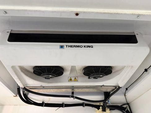 Used 2024 Ford E-350 and Econoline 350 Super Duty w/ Power Windows & Locks Group RWD image 5