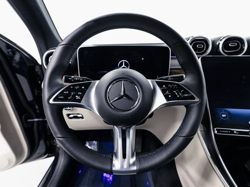 Used 2024 Mercedes-Benz GLC 300 GLC 300 w/ Driver Assistance Package image 12