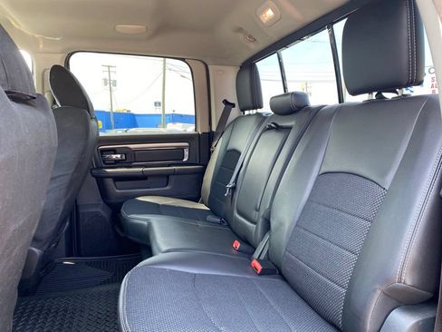 Used 2018 RAM 2500 Big Horn w/ Sport Appearance Group AWD/4WD image 15