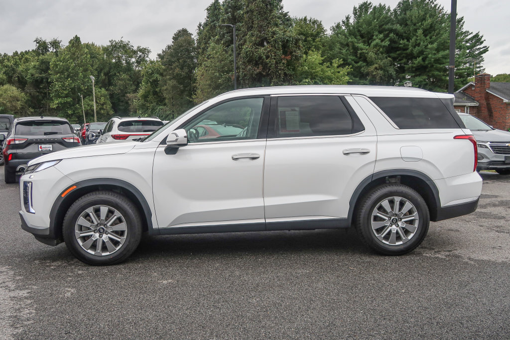 Used 2024 Hyundai Palisade SEL AWD/4WD image 2