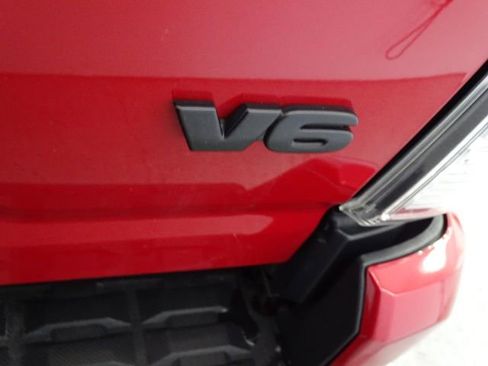 Used 2023 Toyota Tacoma TRD Sport image 25