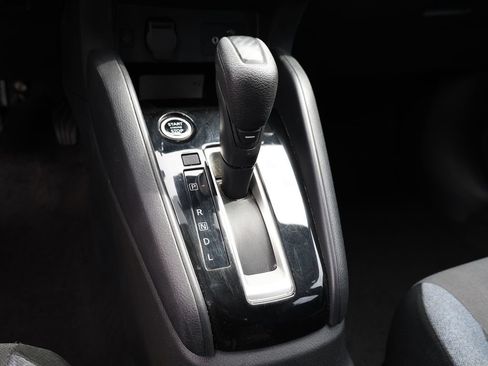 Used 2023 Nissan Versa SV FWD image 23